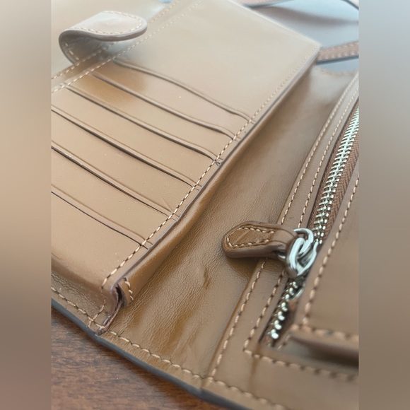Coach Wallet on Chain WOC Brown Leather - Picture 5 of 9